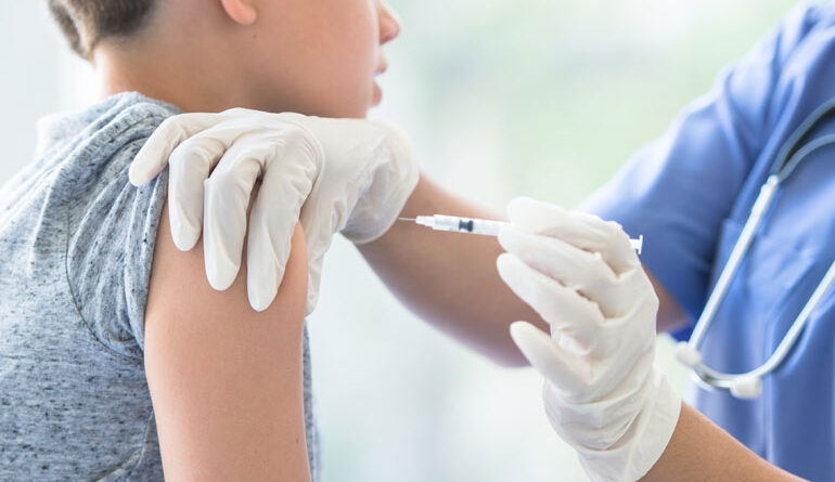 تطعيم الاطفال في مصر